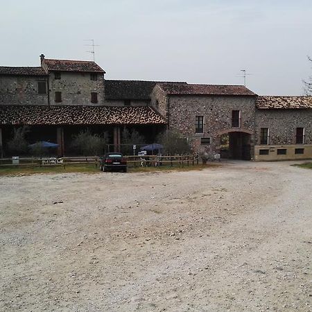 Agriturismo Licensi Del Bresa Villa Monzambano Bagian luar foto