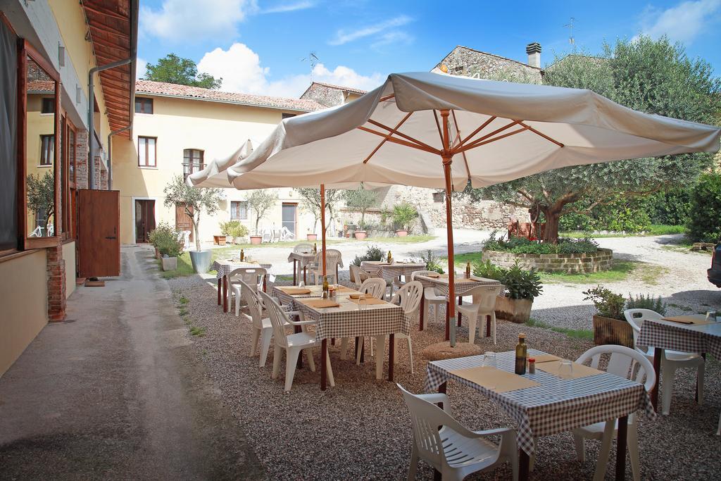 Agriturismo Licensi Del Bresa Villa Monzambano Ruang foto