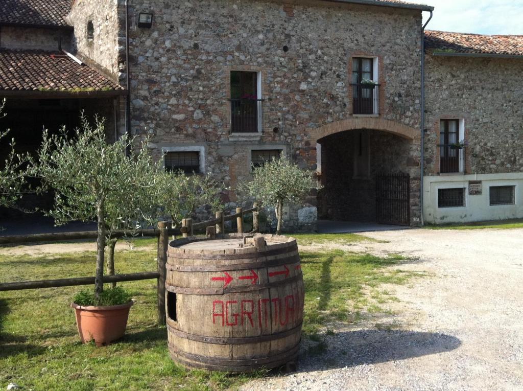 Agriturismo Licensi Del Bresa Villa Monzambano Ruang foto