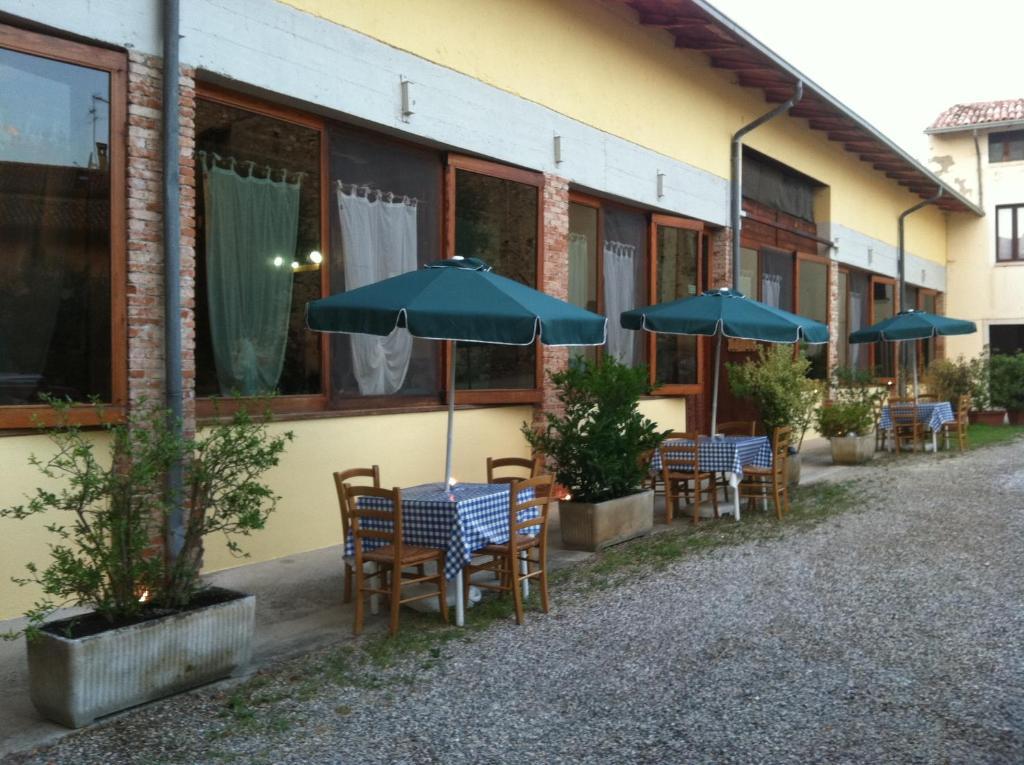 Agriturismo Licensi Del Bresa Villa Monzambano Ruang foto