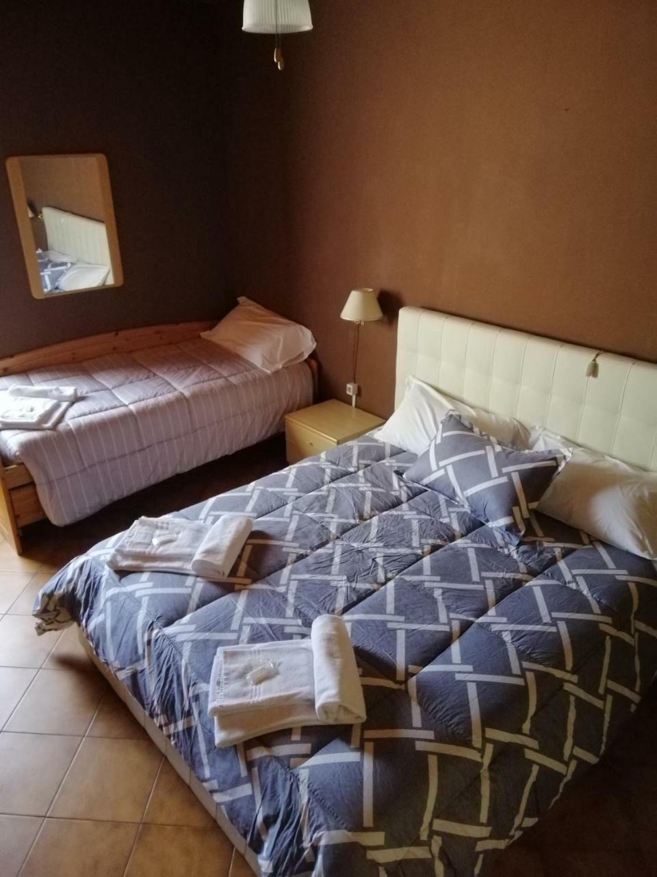 Agriturismo Licensi Del Bresa Villa Monzambano Bagian luar foto
