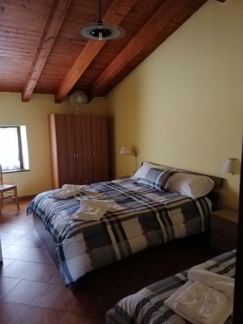 Agriturismo Licensi Del Bresa Villa Monzambano Bagian luar foto